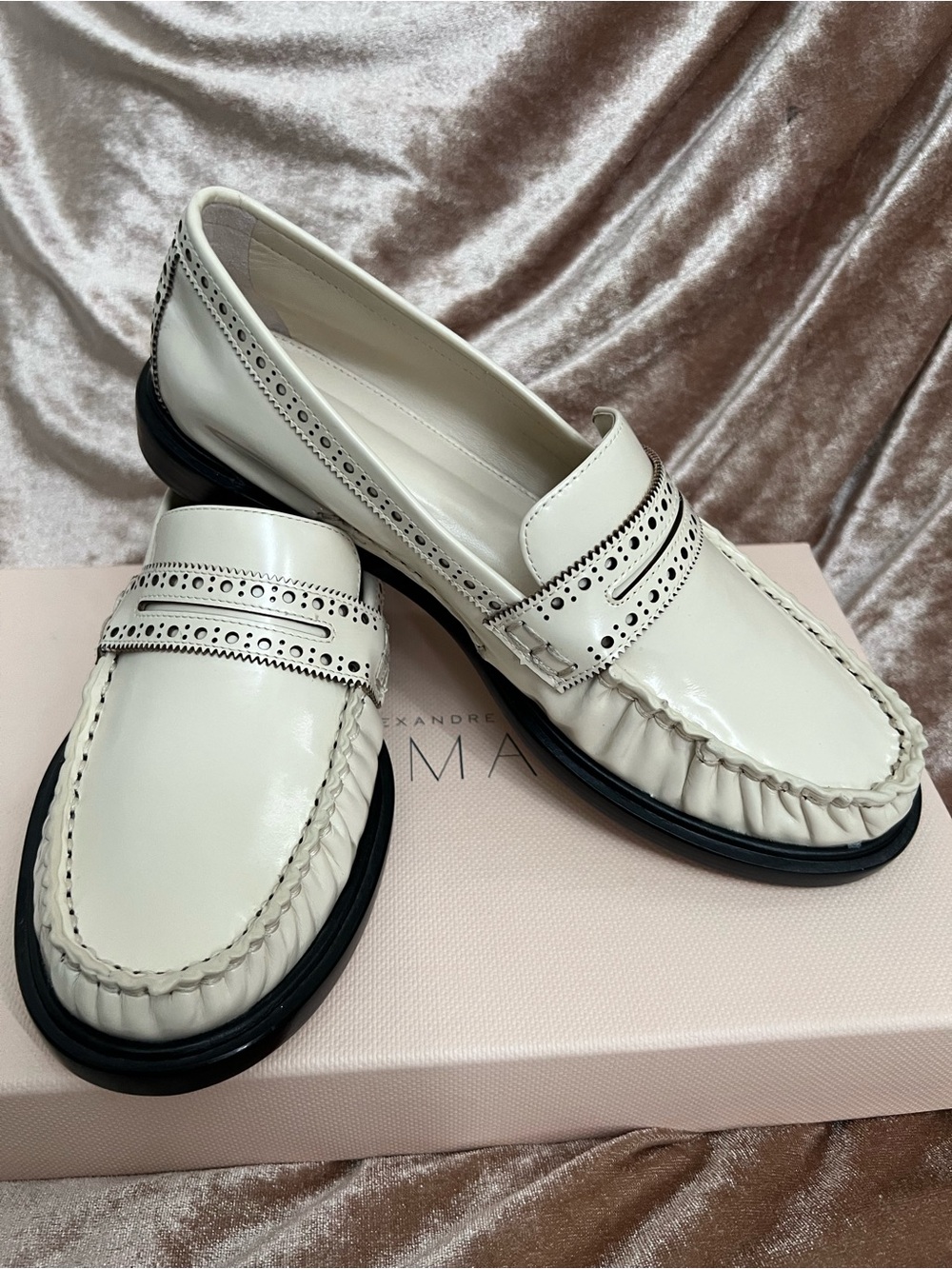 Luxury Alexandre Birman Italian soft leather loafers